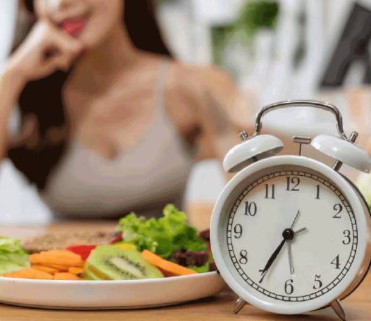 Intermittent Fasting for Women Over 40: A Comprehensive Guide Intermittent Fasting for Women Over 40